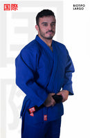 kimono para Judô modelo Kokusai Trançado Pesado 760 grs/mt²